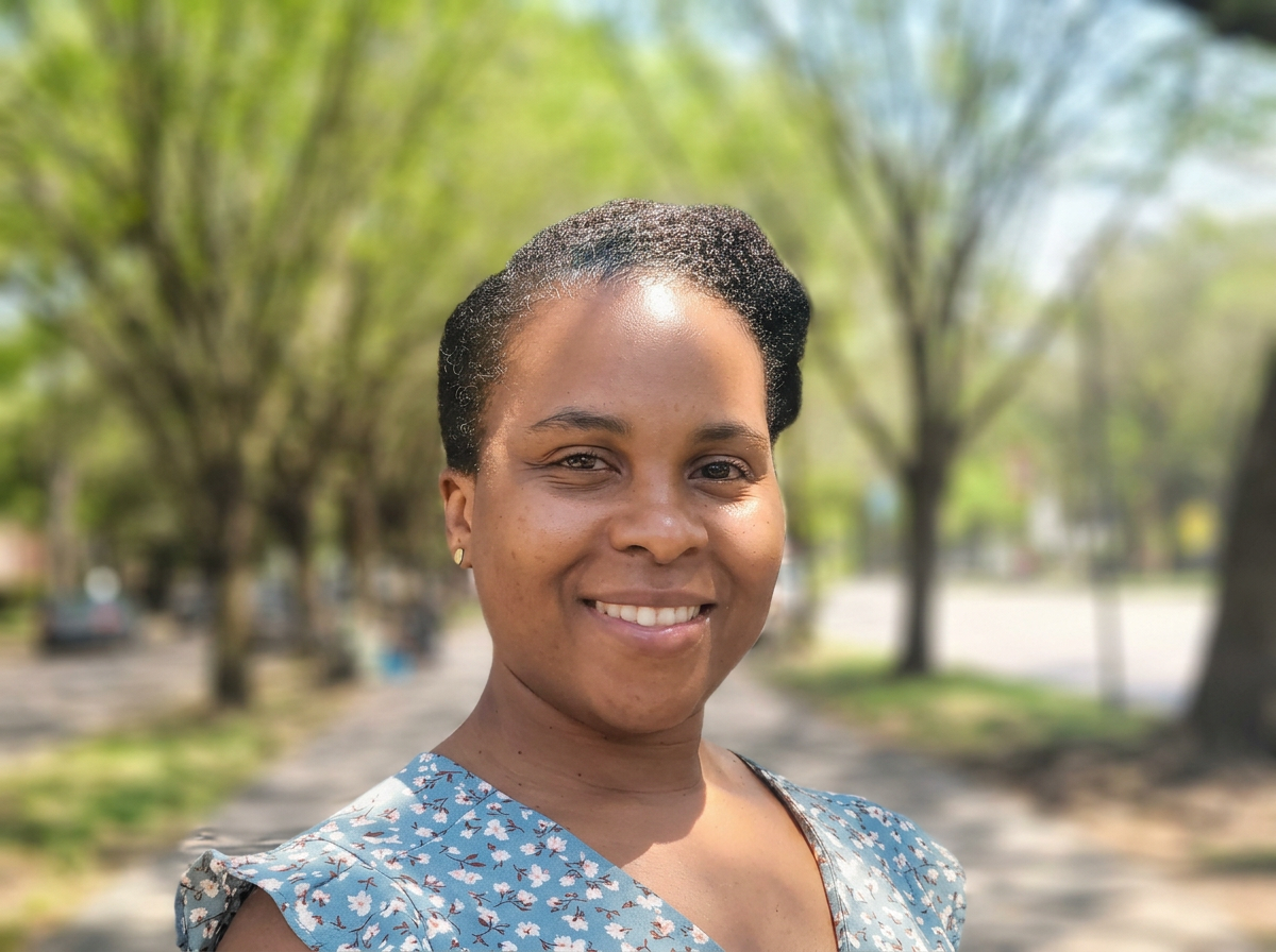 Portrait of Dr. Sashana Fuller, Doctor of Acupuncture and Licensed Acupuncturist